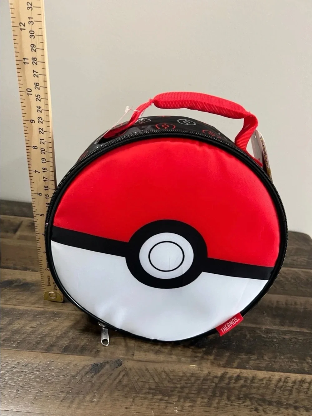 NEW Pokémon Poké Ball Thermos Insulated Lunch Box Red Black